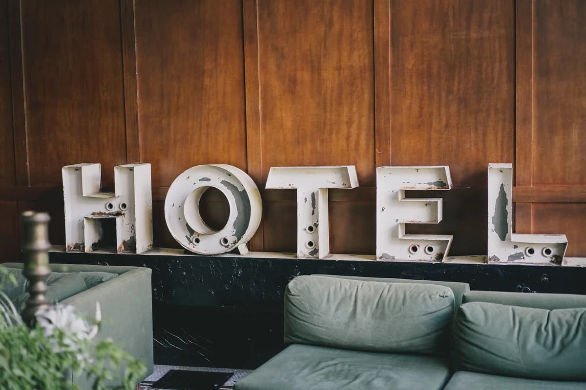 In-depth audience analysis for luxury hotel chain client to expand and validate customer insights and benchmark against competitors